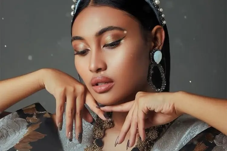 Lirik Laguâ Ku Tutup Hatiku â Novia Bachmid