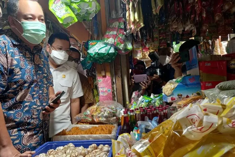 Sidak ke Pasar Cibinong, Beberapa Harga Komoditas Masih Mahal