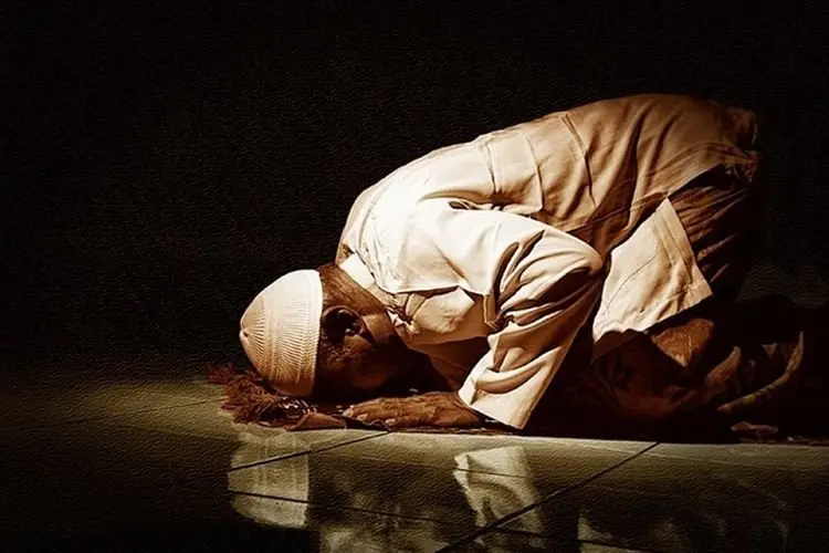 Lupa dalam Sholat? Berikut 2 Cara Sujud Sahwi