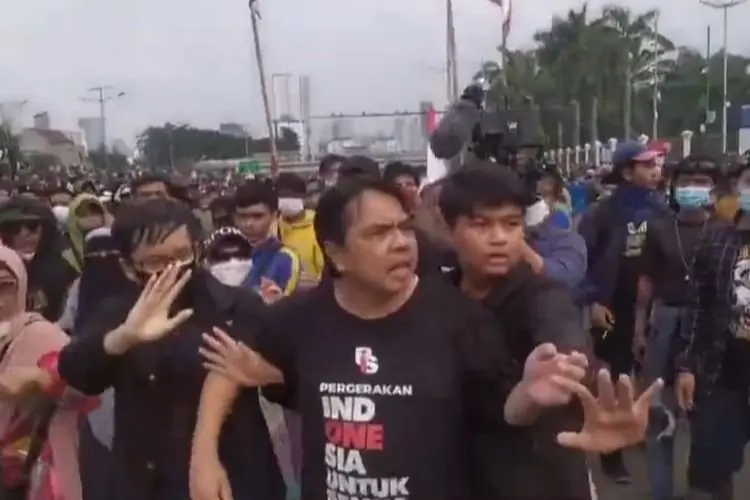 Polisi Kembali Tangkap Satu Tersangka Pengeroyokan Ade Armando