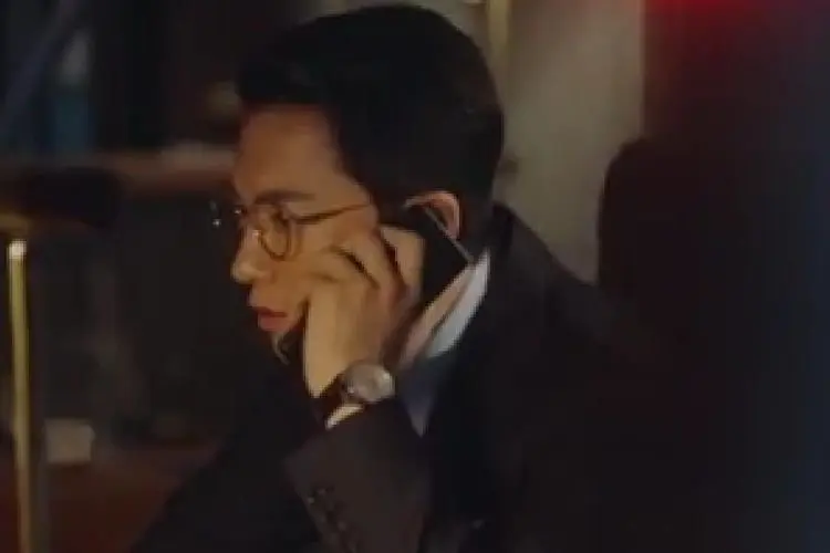 Spoiler Military Prosecutor Doberman Episode 13: Yong Moon Gu Minta Kang Ha Joon Curi Bukti Penting