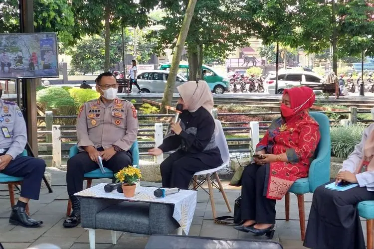 Dinkes dan Polrestabes Bandung Sediakan Pos Vaksinasi di Sejumlah Titik
