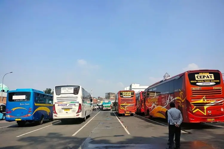 Jelang Mudik Lebaran 2022, Dishub Jabar Cek Kendaraan Tansportasi di Terminal Cicaheum
