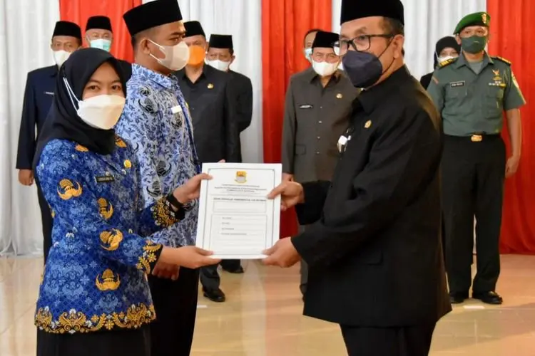 Ini Pesan Imron Kepada Para Pejabat  Kabupaten Cirebon yang Baru Dilantik