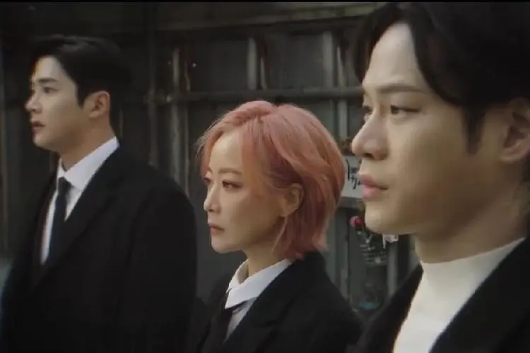 Sinopsis Tomorrow Episode 6: Kembali Selamatkan Manusia, Tim Manajemen Risiko Bantu Kehidupan Seorang Lansia