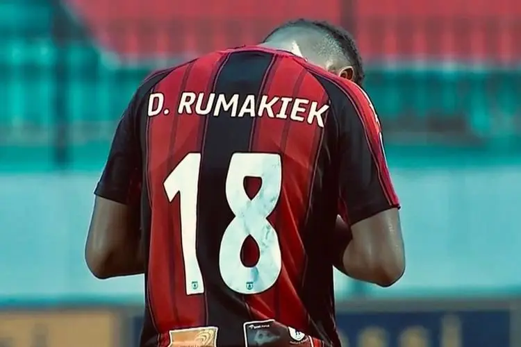 Resmi Jadi Punggawa Persib, Akun Instagram David Rumakiek Diserbu Bobotoh
