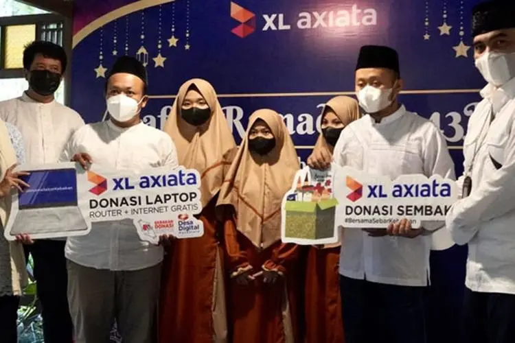 Dukung Desa Digital, XL Axiata Donasikan Laptop ke Ponpes di Jawa Tengah