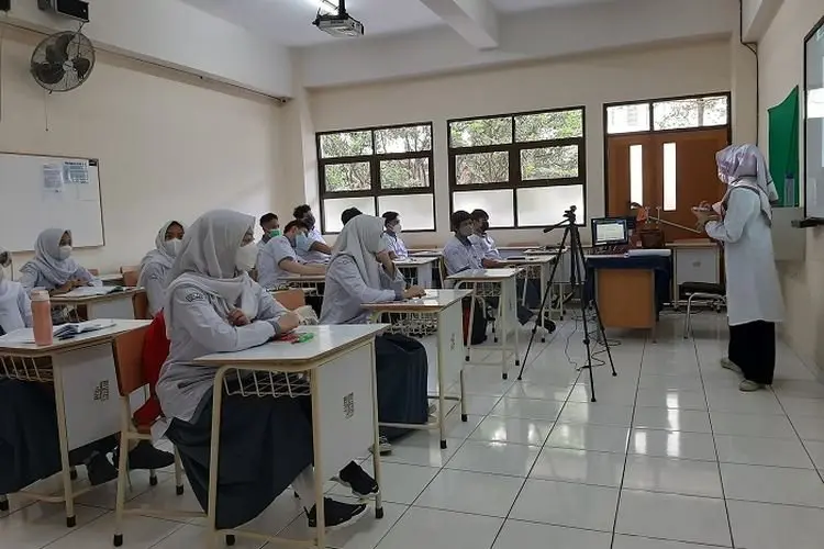 Bandung Kembali Gelar PTM 100 Persen, Komisi D Minta Prokes Tetap Dipatuhi