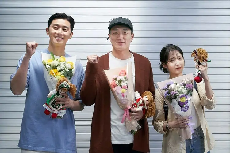 Tinggal Tayang, Film 'Dream' yang Dibintangi Park Seo Joon dan IU Telah Menyelesaikan Proses Syuting