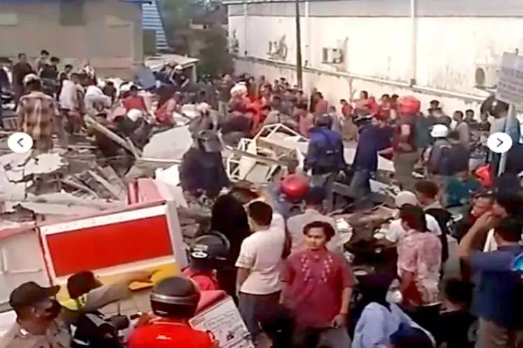 Ini Dugaan Sementara Ambruknya Alfamart di Banjar Kalsel yang Tewaskan 4 Orang