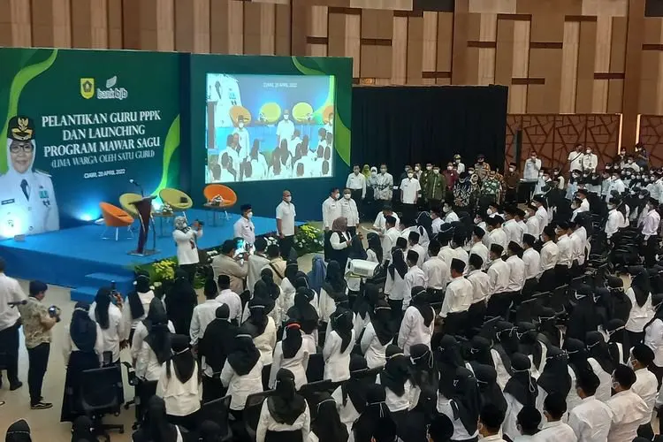 Bupati Bogor Ade Yasin Lantik 1.324 Guru Honorer menjadi Guru P3K