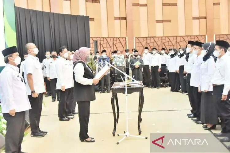 Bupati Bogor lantik 1.324 guru PPPK angkatan 2021