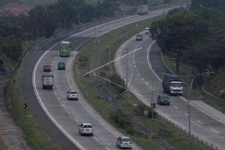 Mudik Lebaran, Pengerjaan Fisik di Jalur Tol Cipali Dihentikan