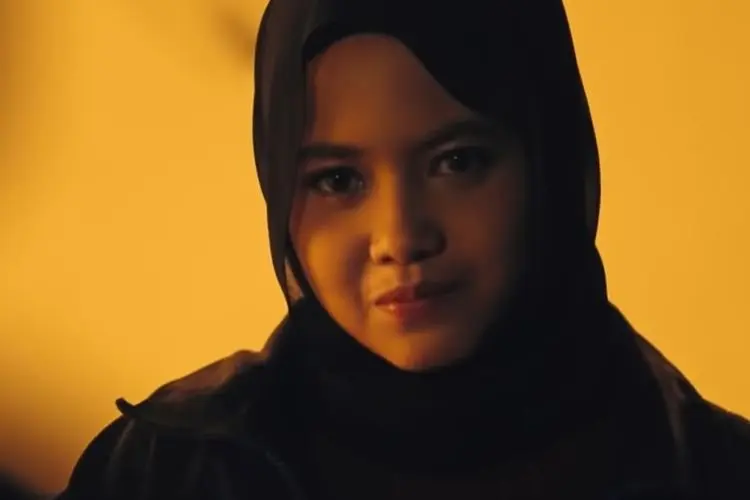 Lirik Laguâ Biar Waktu Hapus Sedihku â Hanin Dhiya