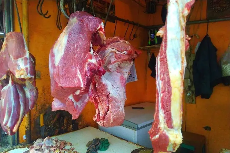 Jelang Idul Fitri, Harga Daging di Pasar Tradisional KBB Merangkak Naik