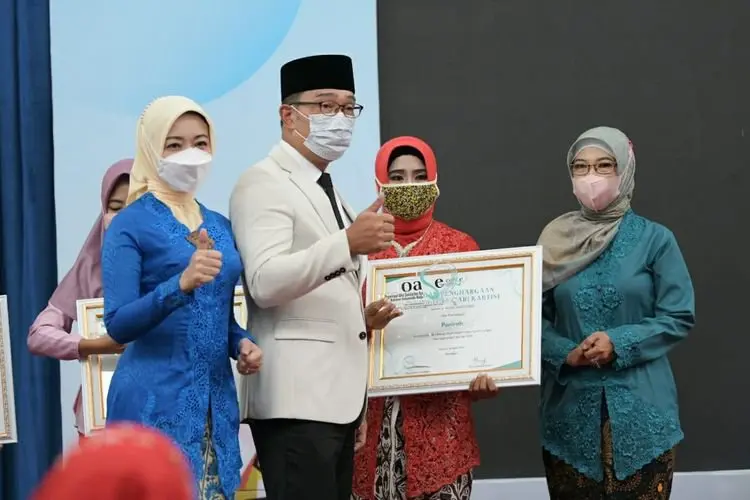 Ridwan Kamil Beri Penghargaan Bagi 27 Pahlawan Perempuan di Jabar