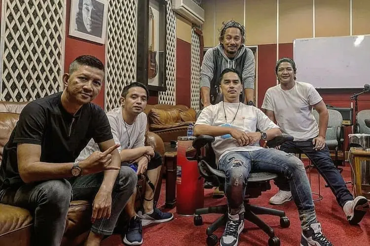 Lirik Laguâ Cinta Dalam Hati â Ungu