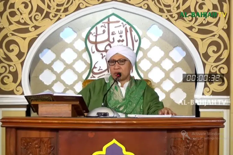 Amalan Ramadhan, Buya Yahya Ajak Terapkan Strategi Dapatkan Malam Lailtul Qadar