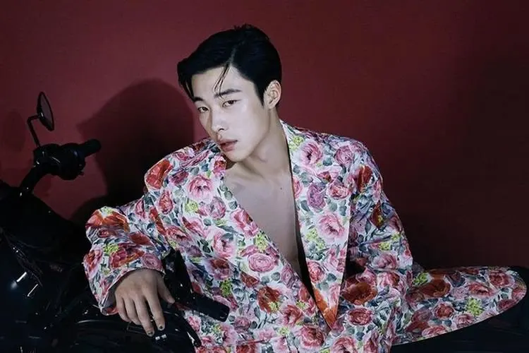 Woo Do Hwan Ceritakan Drama Action Barunya 'Hunting Dogs': Berusaha Keras Terlihat Seperti Petinju