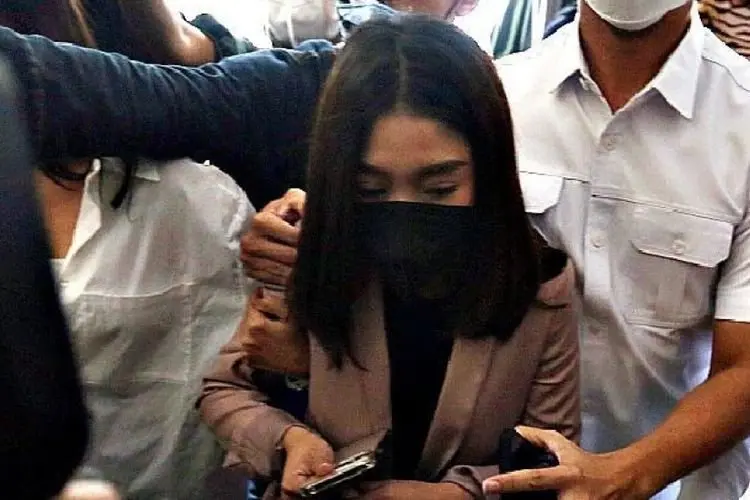 Datangi Polres Metro Jakarta Selatan, Chandrika Chika Sebut Rico Valentino Saat Pengeroyokan Terjadi