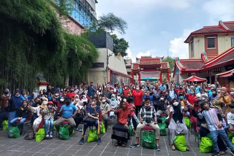PGB Bangau Putih Tebar Ratusan Paket Sembako Untuk Penyandang Disabilitas