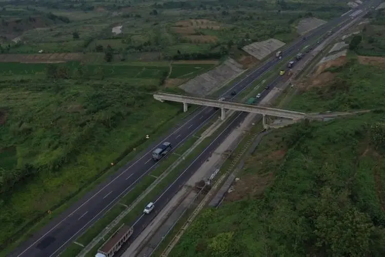 Jalur Tol masih Jadi favorit Pemudik Lebaran Tahun Ini