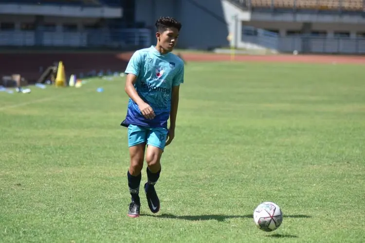 Kontrak Ferdiansyah Diperpanjang, Bobotoh Tuntut Pemain Muda Dimainkan