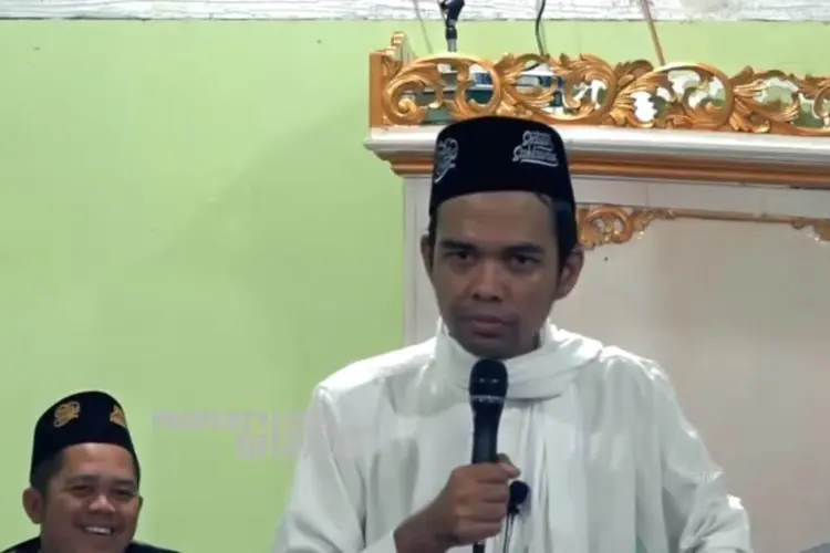 Pandangan Islam Terhadap Ziarah Kubur Saat Idul Fitri, Ustadz Abdul Somad: Jangan Ada Kepercayaan Berlebihan