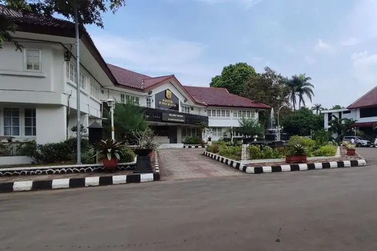 Rumah Dinas Ade Yasin Dijaga Dua Satpol PP, Pemkab Bogor Mendadak Sepi