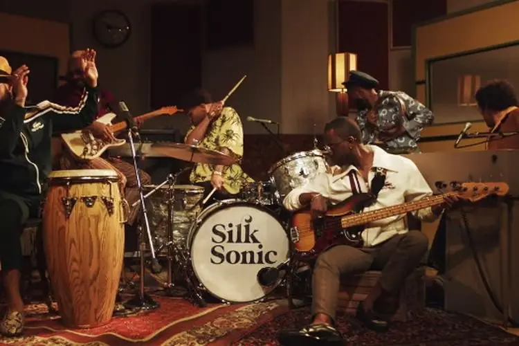 Lirik Laguâ Leave The Door Open â Bruno Mars feat Anderson Paak, Silk Sonic