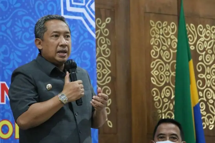 Pemkot Bandung Apresiasi TNI Polri Turut Tangani Covid-19 di Kota Bandung 