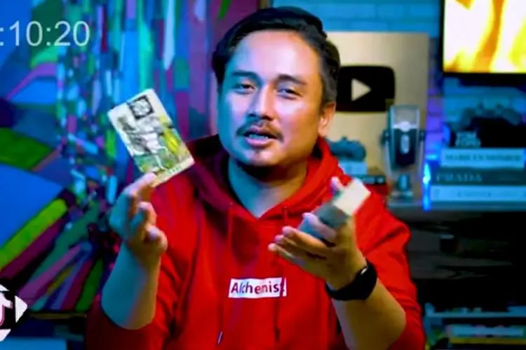 Sebut Banyak Orang yang Tak Kembali Pulang Usai Mudik, Denny Darko Ungkap Ramalannya