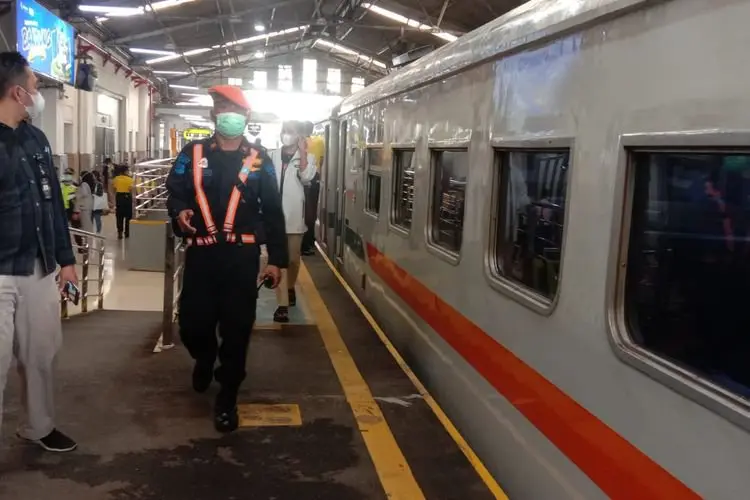 Daop 2 Bandung Prediksi Puncak Mudik Lebaran Stasiun Terjadi Besok