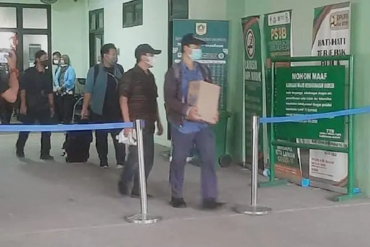 Geledah Pendopo Bupati Ade Yasin dan DPUPR, KPK Amankan Beberapa Dokumen