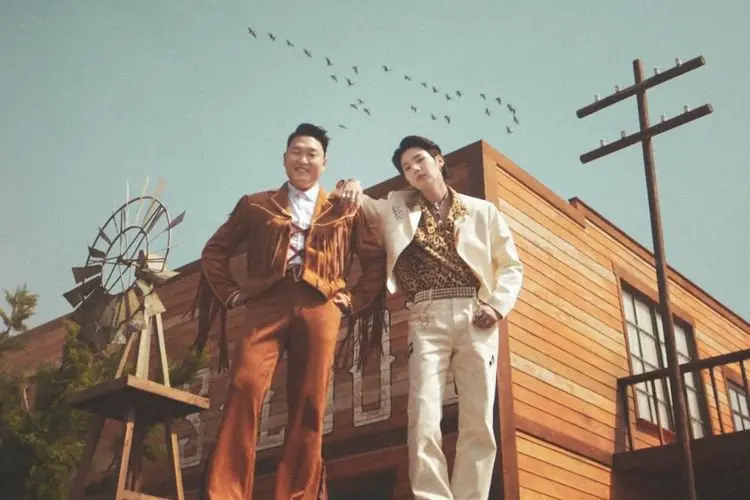 Tak Semenyenangkan MV, Ini Pesan Tersembunyi dalam Lagu 'That That' PSY dan Suga BTS
