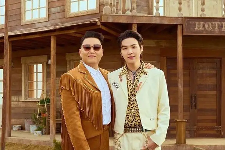 PSY Memuji Suga BTS untuk Profesionalnya yang Penuh saat Mempersiapkan Kolaborasi 'That That'