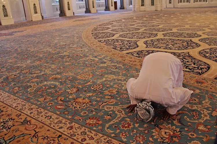 Amalan Bulan Syawal, Keutamaan Sholat Berjamaah, Ustadz Syafiq Riza Basalamah: Ditempat Adzan Berkumandang