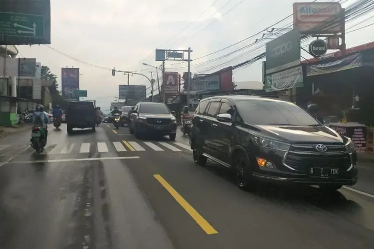 Ramai Lancar, Polisi Tidak Lakukan Operasi Gage di Jalan Raya Puncak