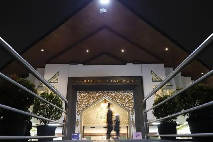  Masjid di Kota Bandung Siap Gelar Salat Idulfitri, Protokol Kesehatan Diterapkan dengan Ketat