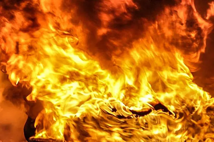 6 Unit Rumah Hangus Terbakar di Argapura Kota Jayapura, Diduga Karena Kosleting Listrik