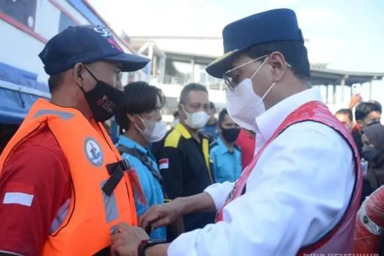 Menhub Tinjau Pelabuhan Angke, 8 Kapal Tidak Layak Angkut Penumpang