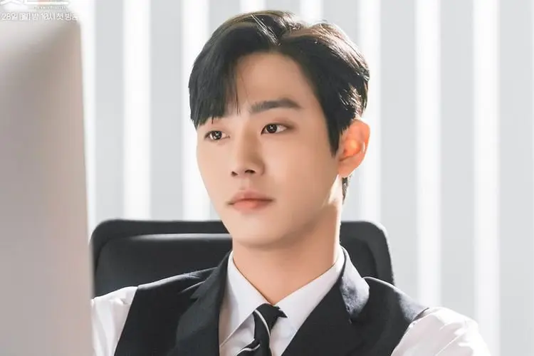 OTW Jadi Kang Tae Moo di Dunia Nyata, Ahn Hyo Seop Mendirikan Agensi Sendiri