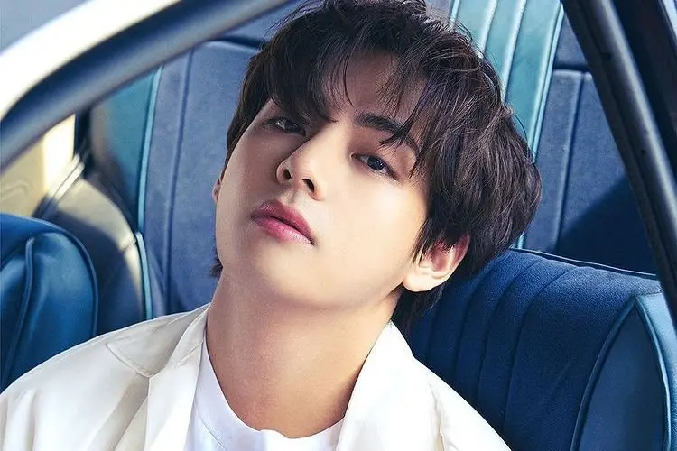 Lucunya V BTS yang Gaptek Minta Bantuan ARMY Agar Bisa Main Q&A Seperti Jungkook: Tolong Beri Tahu Saya
