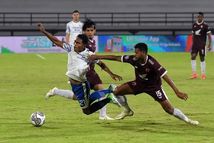 Cetak Gol ke Gawang Persis, Ini Tanggapan Luis Milla Soal Frets Butuan