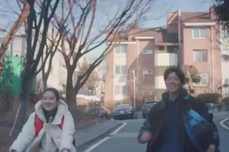 Spoiler Love All Play Episode 6: Park Tae Yang Kembali ke Tim Yunis, Park Tae Joon Sangat Bahagia