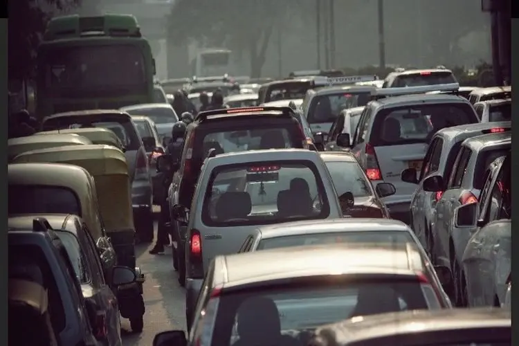 Tips Irit Bensin Saat Arus Balik Lebaran 2022 Sekalian Hemat Budget Liburan