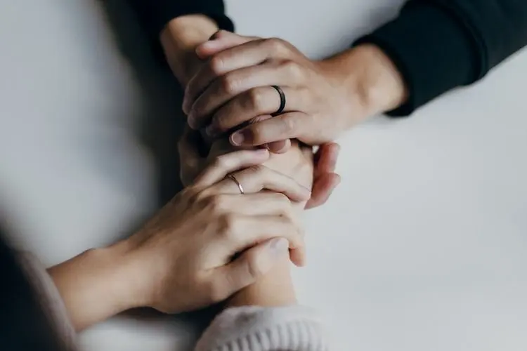 Horoskop Harian Minggu 8 Mei 2022:Â Sagitarius Lihatlah Perdebatan, Aquarius Pilih Putus atau Terus?