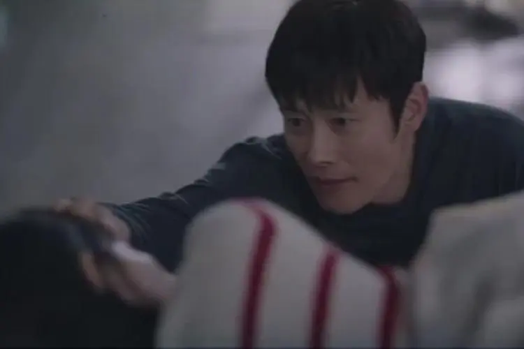 Spoiler Our Blues Episode 11: Lee Dong Suk dan Min Sun Ah Tinggal Bersama, Cinta Lama Bersemi Kembali