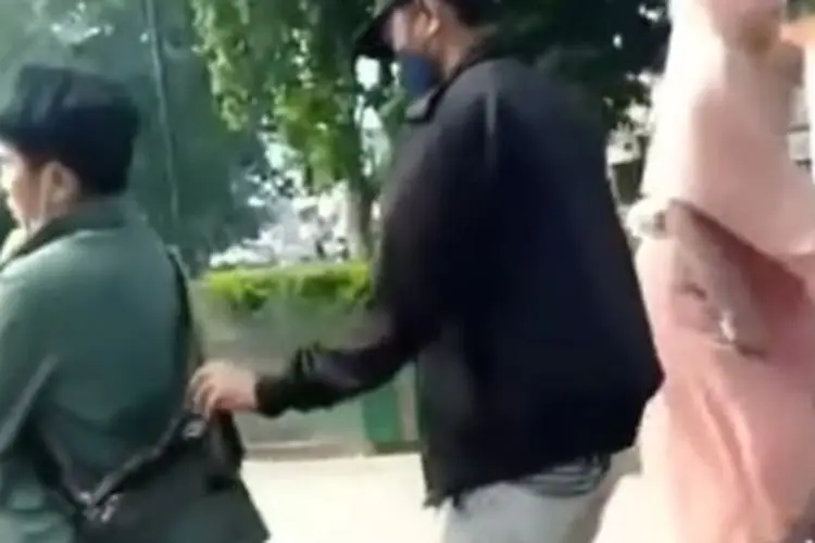 Detik-Detik CopetTerekam Kamera Melakukan Aksinya di Alun-Alun Kota Bogor, Warganet Protes yang Videokan