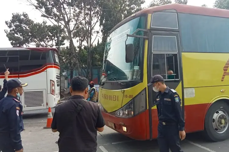  Dari Dua Terminal Ini, Sebanyak 47.439 Orang Kembali Ke Kota Bandung